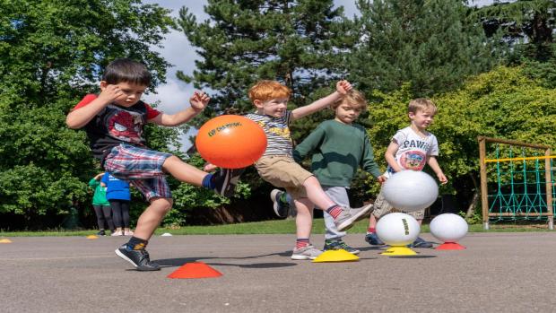 Dragon School Oxford Summer Activity Camps | 4-14 Year Olds