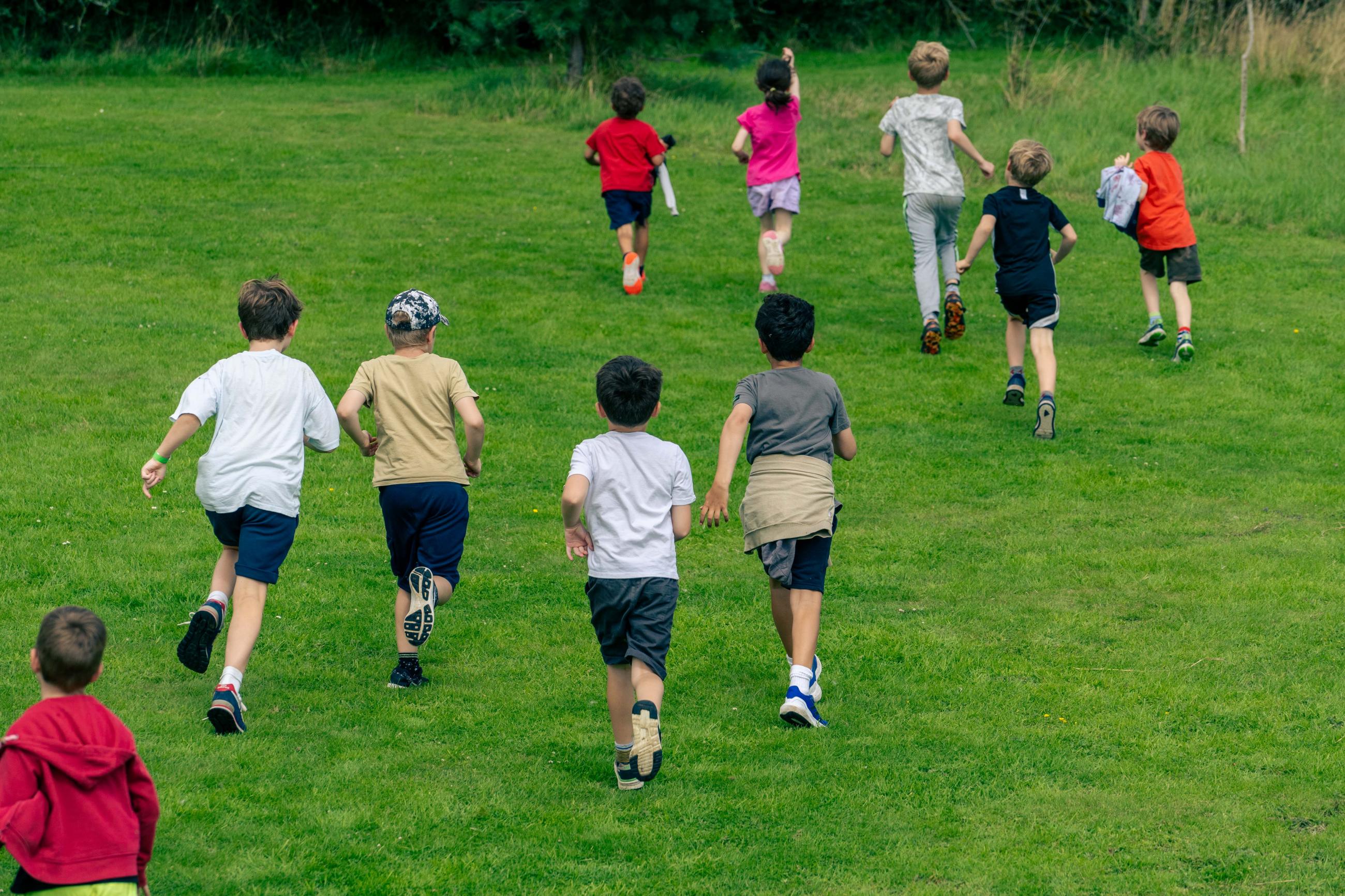 Children runnng